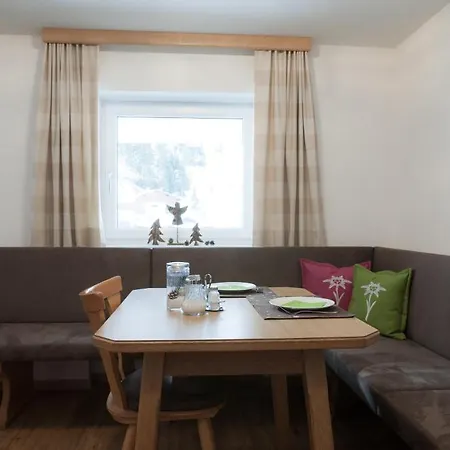 Haus Vesulspitze Bed & Breakfast Ischgl